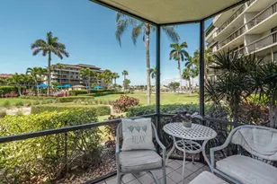 645 Seaview Ct, Marco Island, FL 34145 - Photo 4