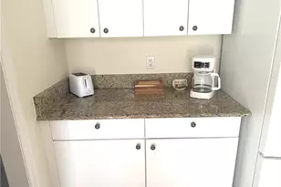 4907 Europa Dr, Naples, FL 34105 - Photo 22