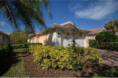 8685 Erice Ct, Naples, FL 34114 - Photo 4