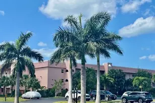 150 Turtle Lake Ct, Naples, FL 34105 - Photo 1