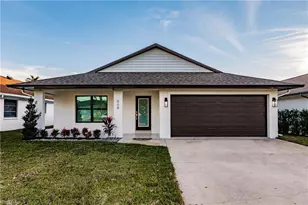 668 104th Ave N, Naples, FL 34108 - Photo 4