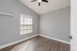 4670 St Croix Ln, Naples, FL 34109 - Photo 2