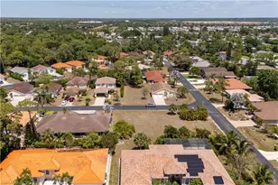 11273 Coimbra Ln, Bonita Springs, FL 34135 - Photo 6