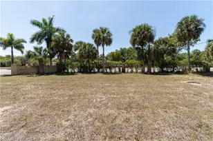 26979 Croise Dr, Bonita Springs, FL 34135 - Photo 2