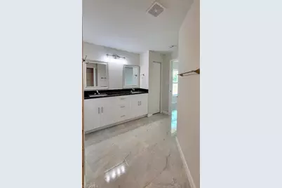 1138 Argosy Rd, Labelle, FL 33935 - Photo 12