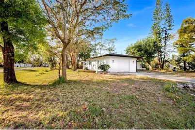 2362 Harvard Ave, Fort Myers, FL 33907 - Photo 4