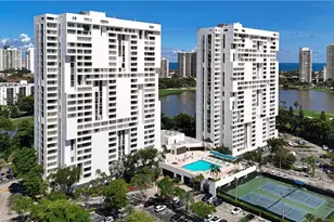 20225 NE 34th Ct, Miami, FL 33180 - Photo 2