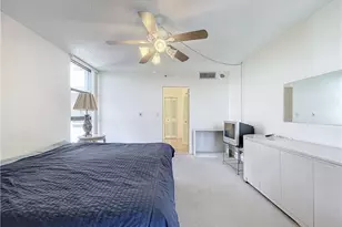 20225 NE 34th Ct, Miami, FL 33180 - Photo 38