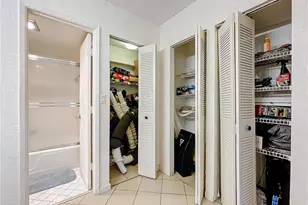 20225 NE 34th Ct, Miami, FL 33180 - Photo 50