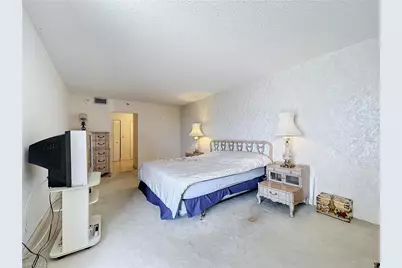 20225 NE 34th Ct, Miami, FL 33180 - Photo 44