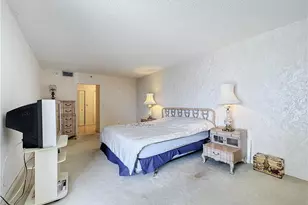 20225 NE 34th Ct, Miami, FL 33180 - Photo 44