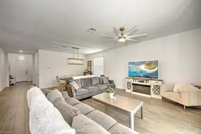 3254 Weston Manor Dr, Alva, FL 33920 - Photo 8