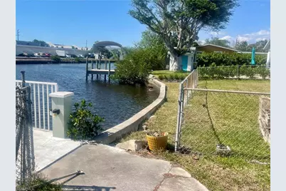 1279 5th Ave N, Naples, FL 34102 - Photo 2