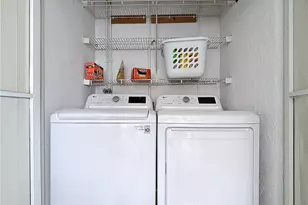 1025 Mainsail Dr, Naples, FL 34114 - Photo 24