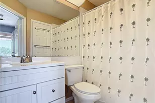 1025 Mainsail Dr, Naples, FL 34114 - Photo 16