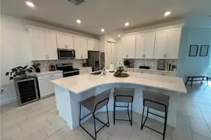 4074 Sonoma Oaks Circle, Naples, FL 34119 - Photo 4