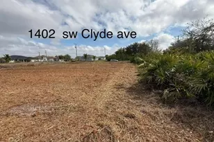 1402 Clyde Ave S, Lehigh Acres, FL 33976 - Photo 1