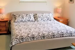 3061 Sandpiper Bay Cir, Naples, FL 34112 - Photo 8