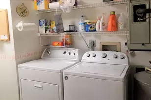 3061 Sandpiper Bay Cir, Naples, FL 34112 - Photo 12