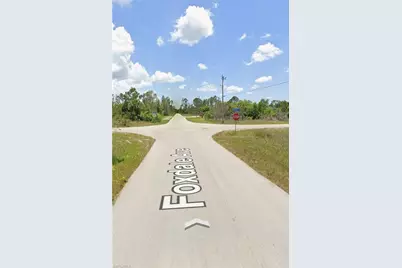 901 Foxdale Ave, Lehigh Acres, FL 33974 - Photo 8