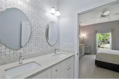 3892 14th St N, Naples, FL 34103 - Photo 10
