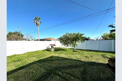 217 SW 17th St, Cape Coral, FL 33991 - Photo 46