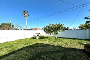 217 SW 17th St, Cape Coral, FL 33991 - Photo 46