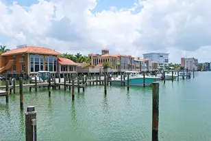 4001 Gulf Shore Blvd N, Naples, FL 34103 - Photo 20