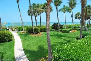 4001 Gulf Shore Blvd N, Naples, FL 34103 - Photo 2