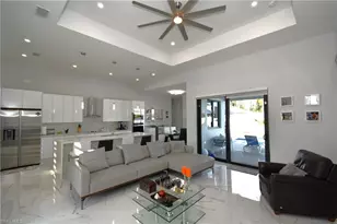 121 NW 10th Ave, Cape Coral, FL 33993 - Photo 4
