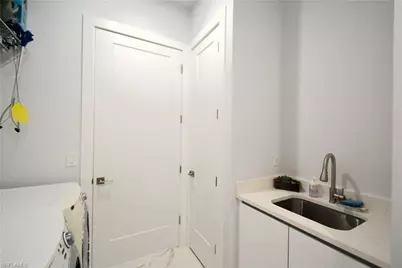121 NW 10th Ave, Cape Coral, FL 33993 - Photo 26