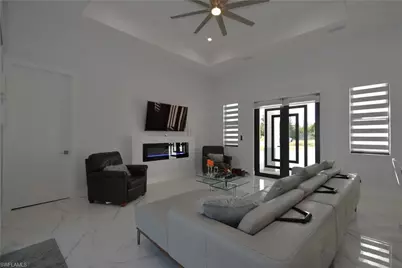 121 NW 10th Ave, Cape Coral, FL 33993 - Photo 6