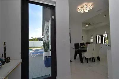 121 NW 10th Ave, Cape Coral, FL 33993 - Photo 14