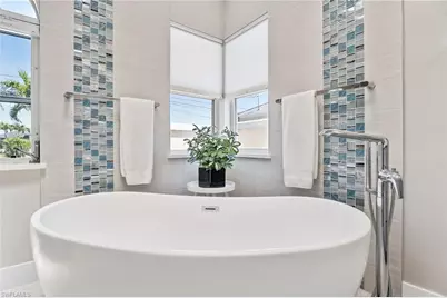 2122 SW 51st St, Cape Coral, FL 33914 - Photo 26