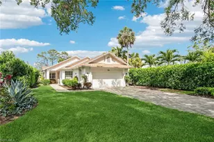 234 Edgemere Way E, Naples, FL 34105 - Photo 2