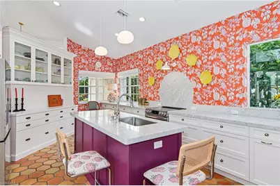 234 Edgemere Way E, Naples, FL 34105 - Photo 4