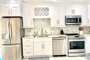 4405 Foremast Ct, Fort Myers, FL 33919 - Photo 2