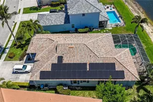 2579 Sawgrass Lake Ct, Cape Coral, FL 33909 - Photo 36