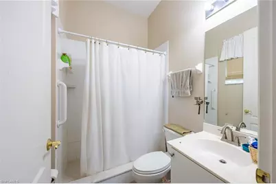 2579 Sawgrass Lake Ct, Cape Coral, FL 33909 - Photo 30