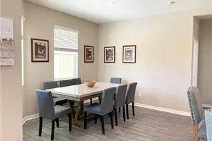 212 SW 21st St, Cape Coral, FL 33991 - Photo 4