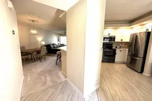 6816 Satinleaf Rd S, Naples, FL 34109 - Photo 4