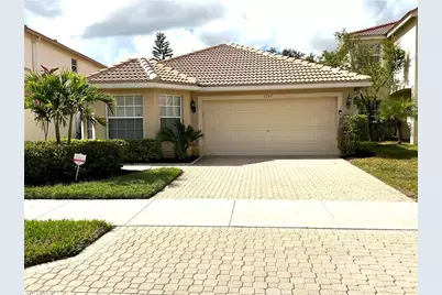 1357 Triandra Ln, Naples, FL 34119 - Photo 2