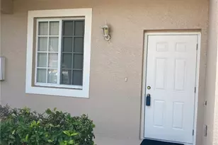 2855 Cypress Trace Cir, Naples, FL 34119 - Photo 4