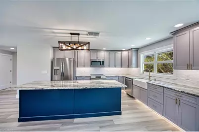 446 Lake Murex Cir, Sanibel, FL 33957 - Photo 16