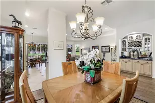 317 Harvard Ln, Naples, FL 34104 - Photo 14