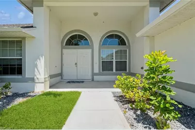 1921 SE 12th St, Cape Coral, FL 33990 - Photo 4
