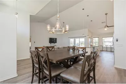 1921 SE 12th St, Cape Coral, FL 33990 - Photo 12