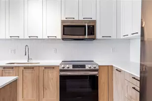 22980 Vista Edera Cir, Estero, FL 33928 - Photo 6