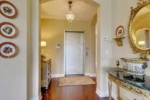 2605 Estrella Ct, Naples, FL 34109 - Photo 6