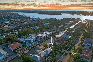 1560 Blue Point Ave, Naples, FL 34102 - Photo 26